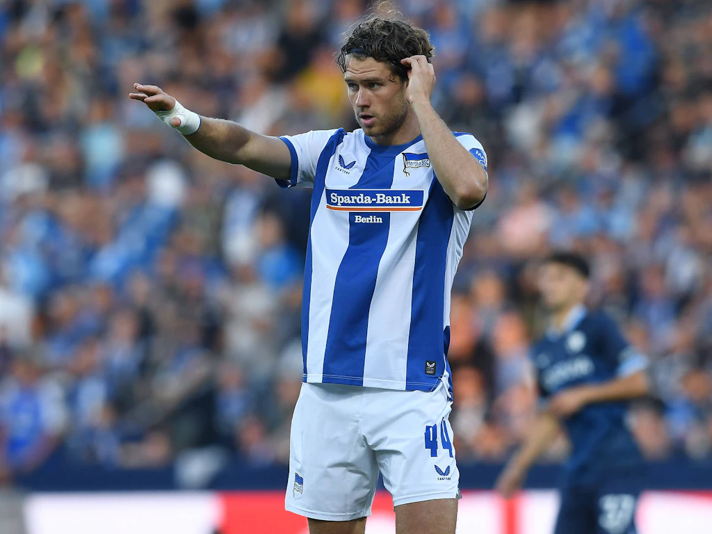 Verteidiger Linus Gechter ist bei Hertha BSC zum Führungsspieler gereift. Der italienische Klub Como 1907 hat Interesse an ihm.
