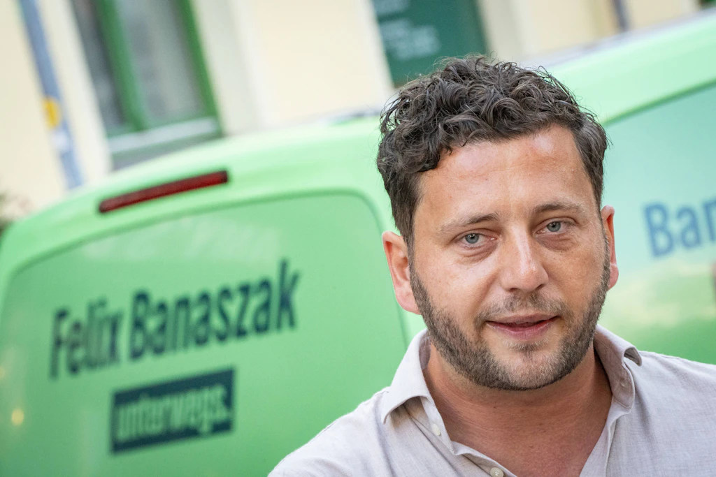 „Reichinnek will nicht die Mauer wieder aufbauen“: Banaszak richtet vor Ost-Wahlen Appell an die CDU