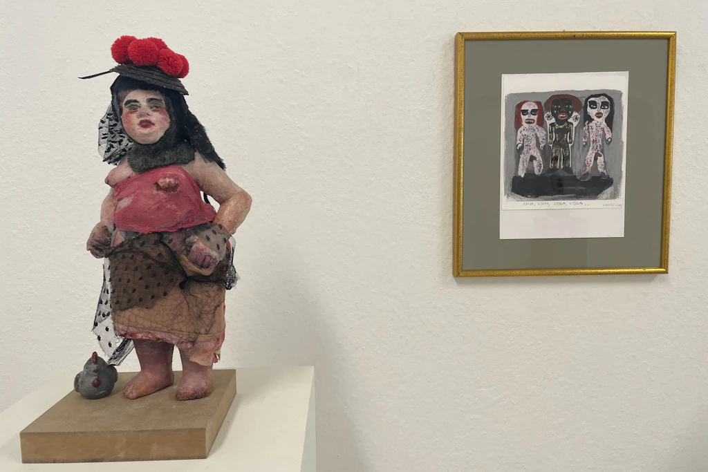 Nänzis „Minna muss zum Film“, 2010, Gips, Farbe, Stoff