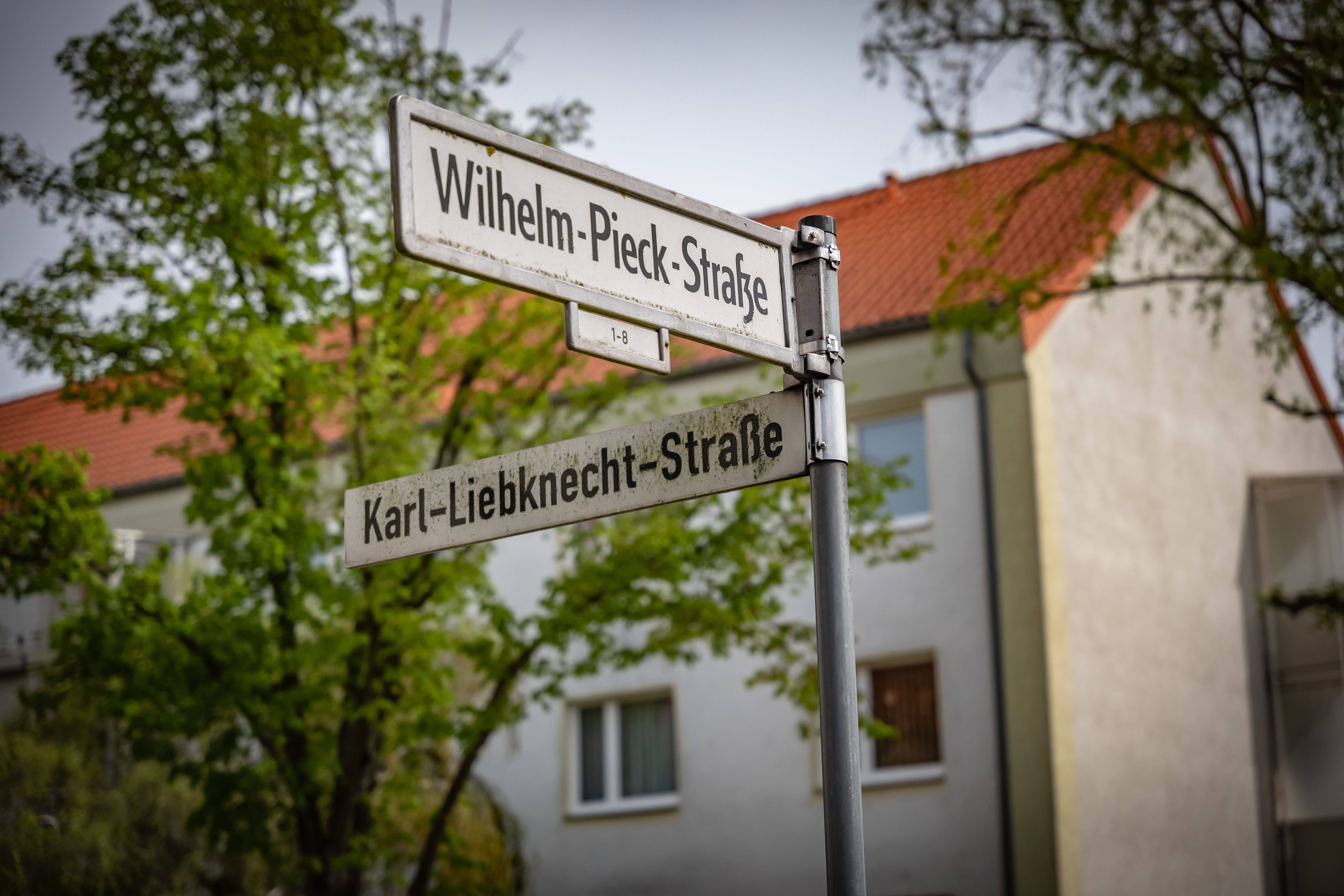 Wilhelm-Pieck-Straße, Grotewohlweg: Warum Brandenburg noch immer DDR-Größen ehrt