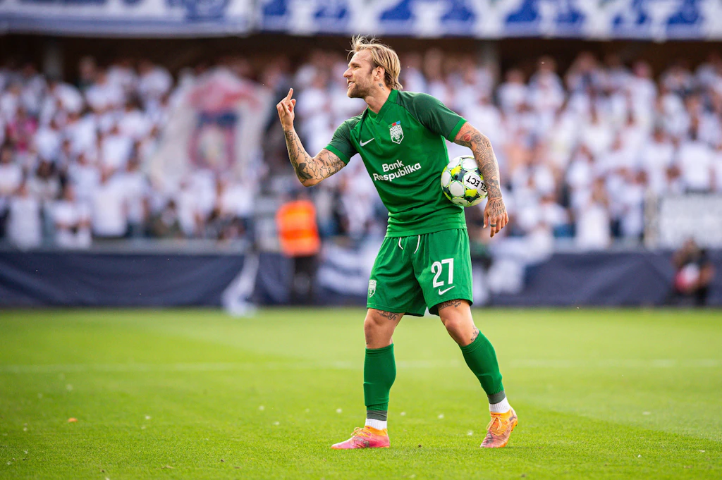 Champions-League-Sensation: Ex-Union-Profi schreibt Geschichte