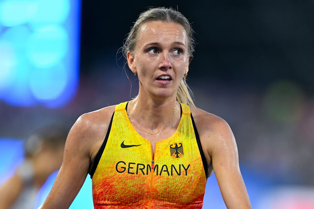 Lea Meyer zeigt nach ihrer Kritik an Gesa Krause Reue und kündigt Konsequenzen für künftige Interviews an.