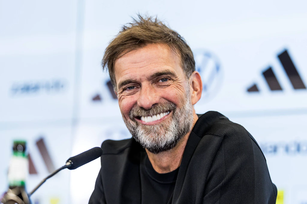 Eine Legende zum Start: Erster Klopp-Gegner stellt neuen Trainer vor