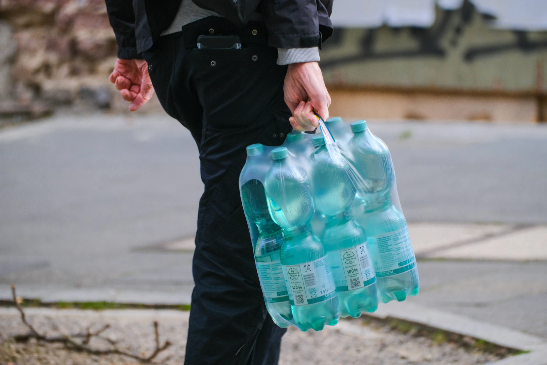 Lidl argumentiert gegen Glasflaschen mit Umweltschutz.