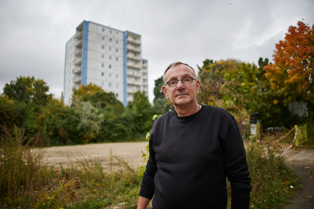 Bernd Siggelkow: „Ich glaube, dass viele der Menschen, die hier leben, sehr frustriert sind aufgrund der Wohnungssituation.“