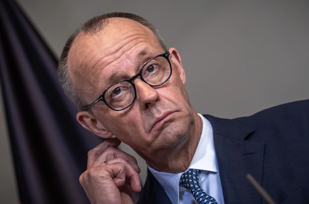 Der Allwissende: Mit diesem Satz überschreitet Friedrich Merz eine Grenze