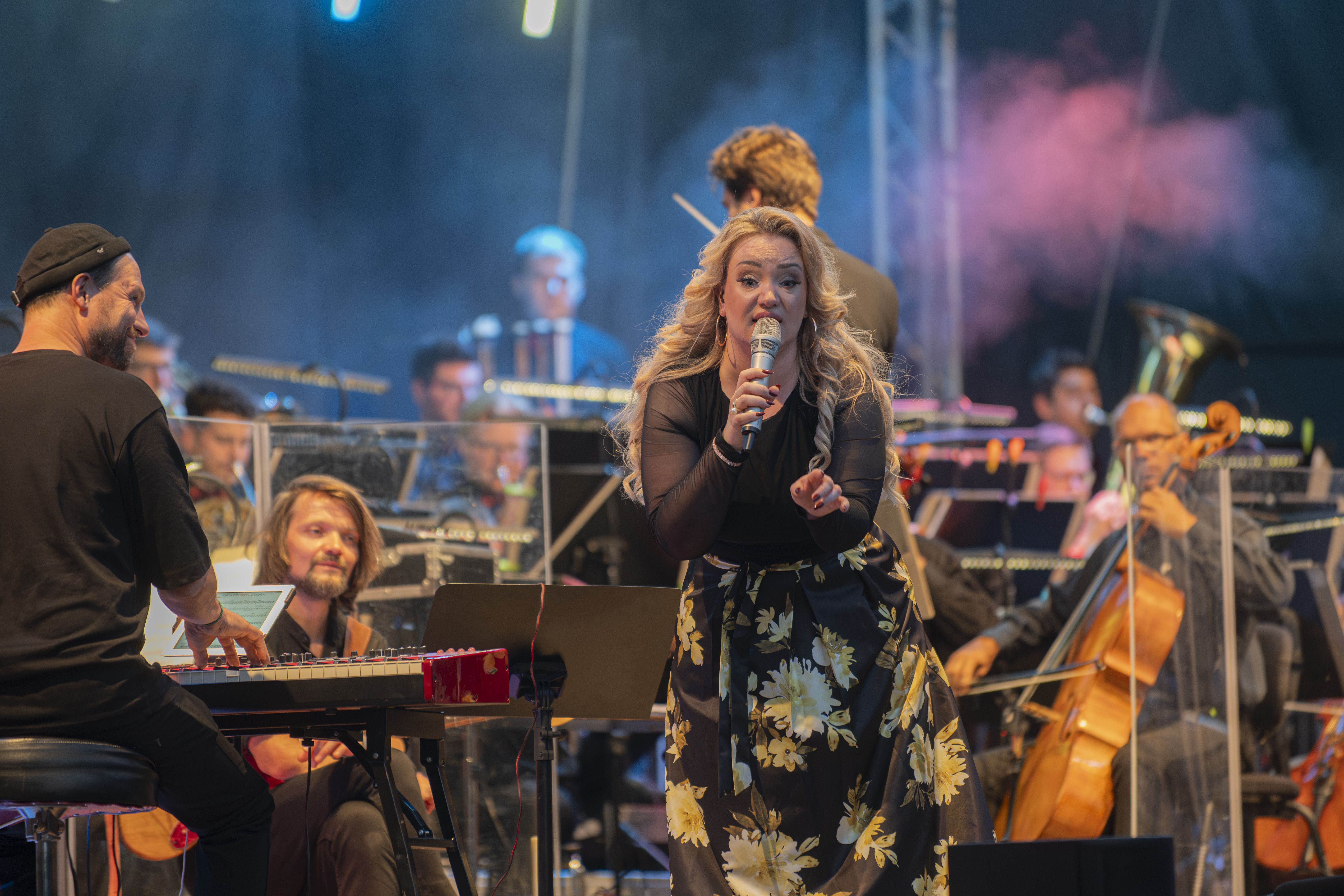 „Adele“: Mit Trommelwirbel und Powerstimme in die neue Spielzeit