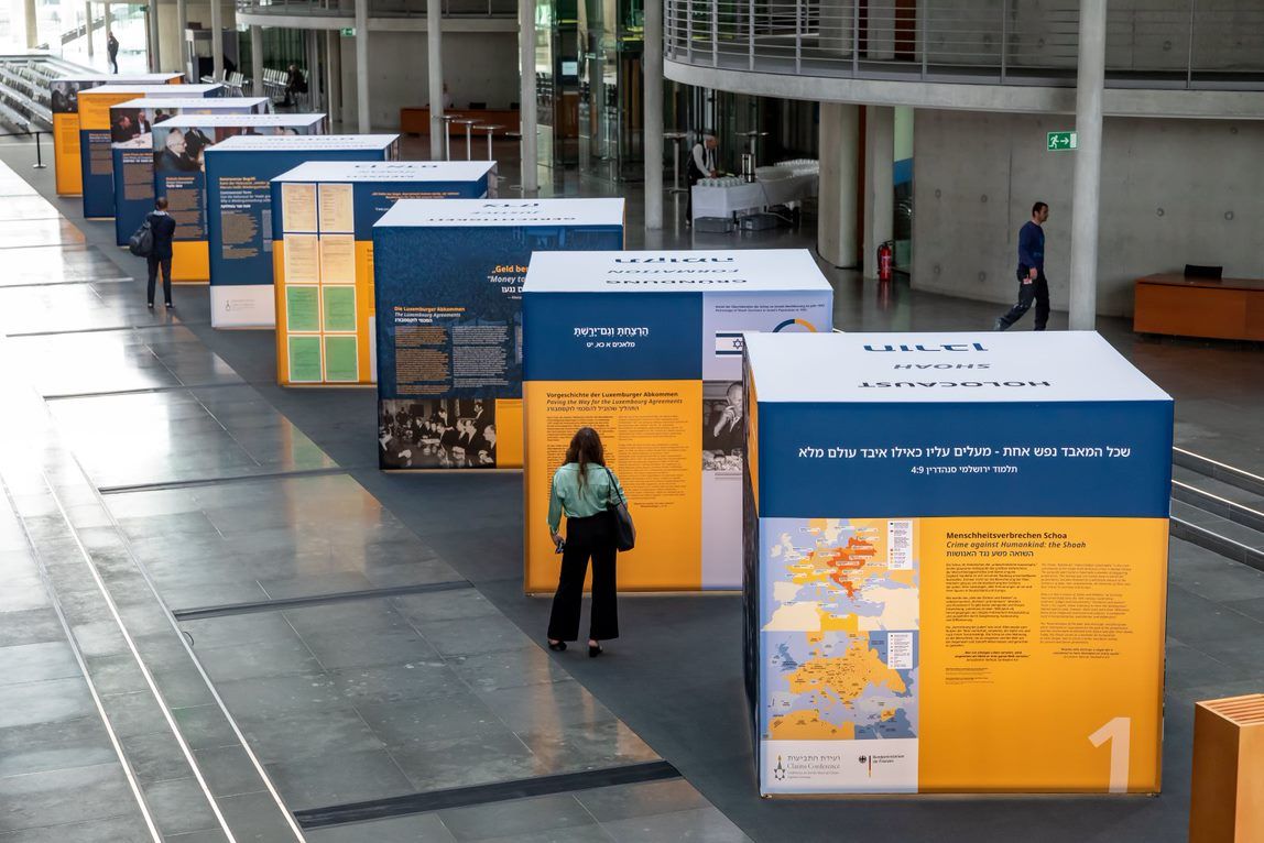 Neues Rathaus Dresden: Ausstellung erklärt das Luxemburger Abkommen von 1952
