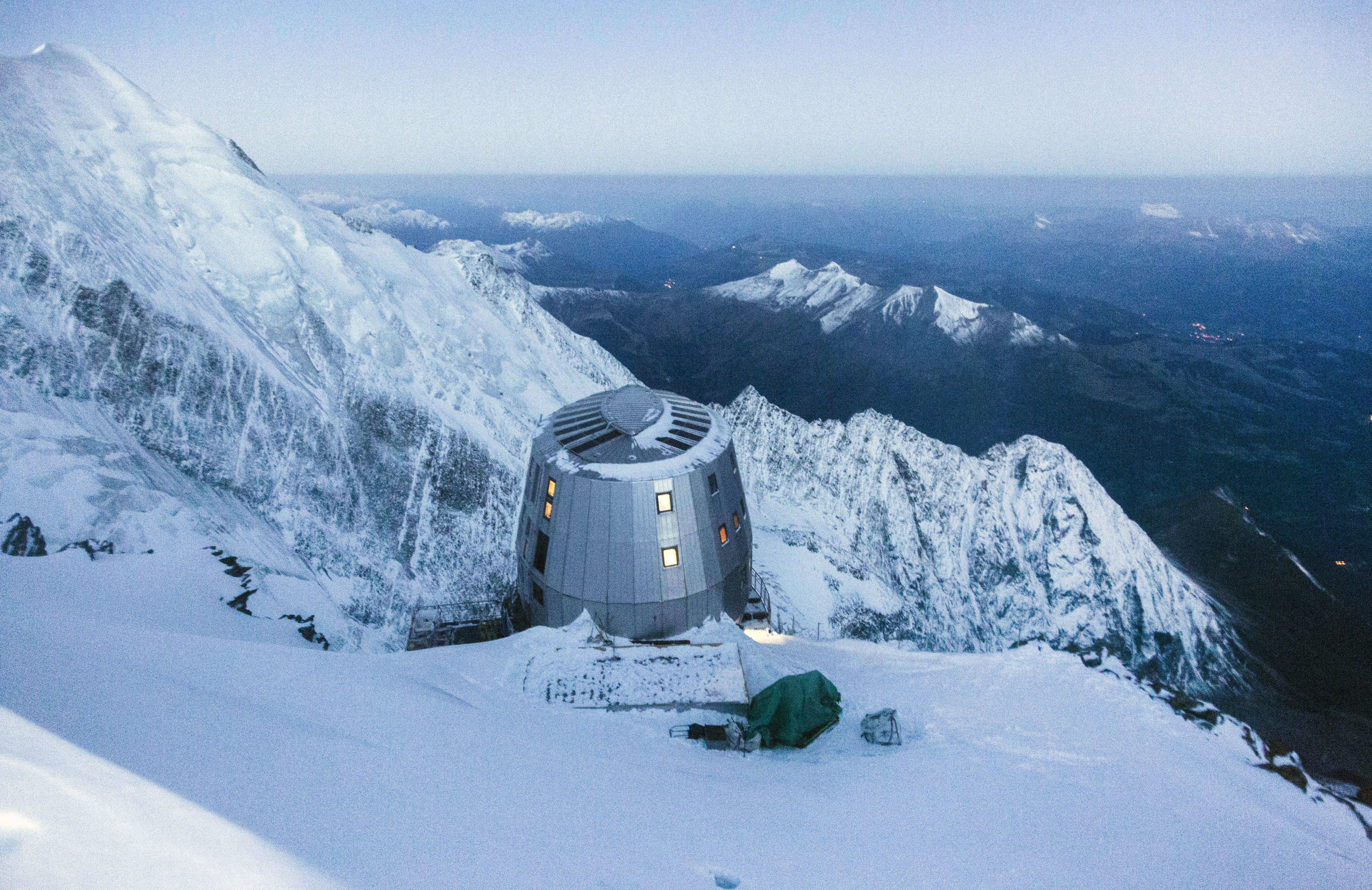 Mont Blanc: 32 Bergsteiger fordern Gratis-Rettung – Bürgermeister lässt sie zahlen