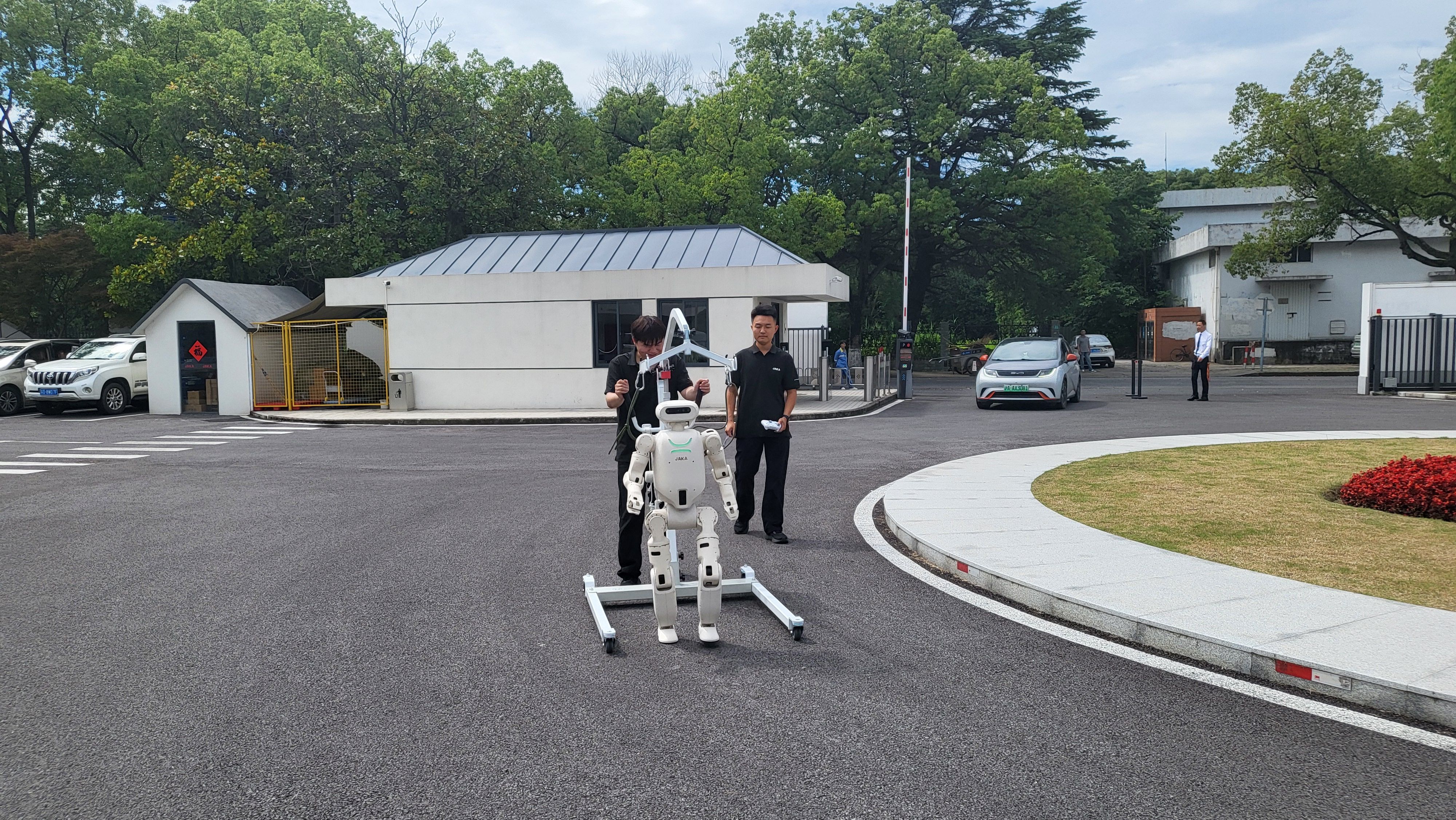 Chinas Roboterarmee und das leichte Leben: Die wollen spielen – aber nicht nur