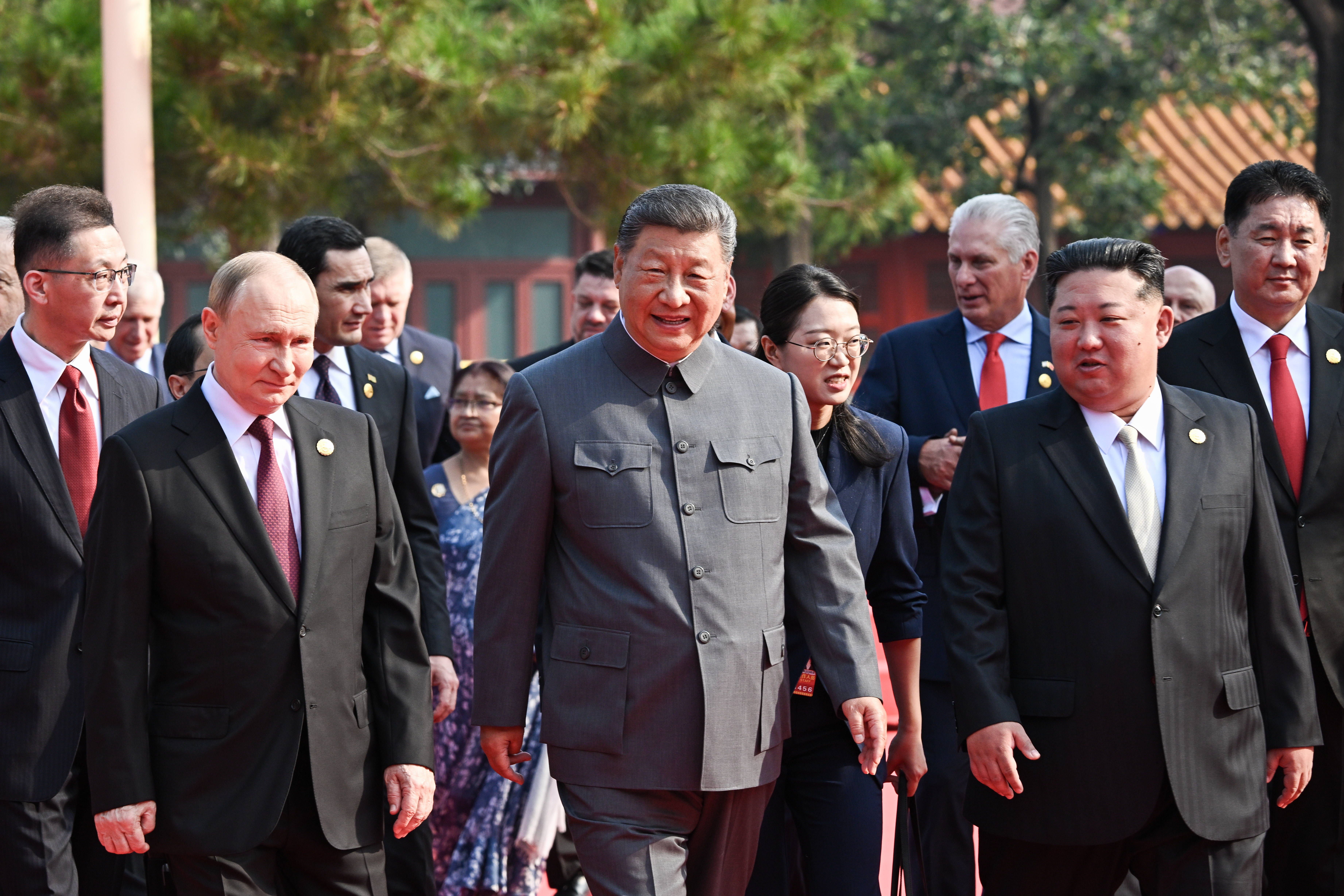 Wirtschaftsboom: Nordkoreas Geschäft mit Russland, China und dem Ukraine-Krieg