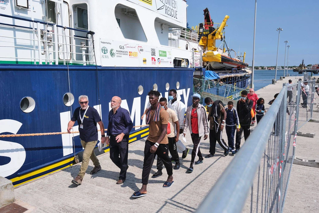 NGO-Streit: Italien will 22.500 Migranten mit Deutschland verrechnen