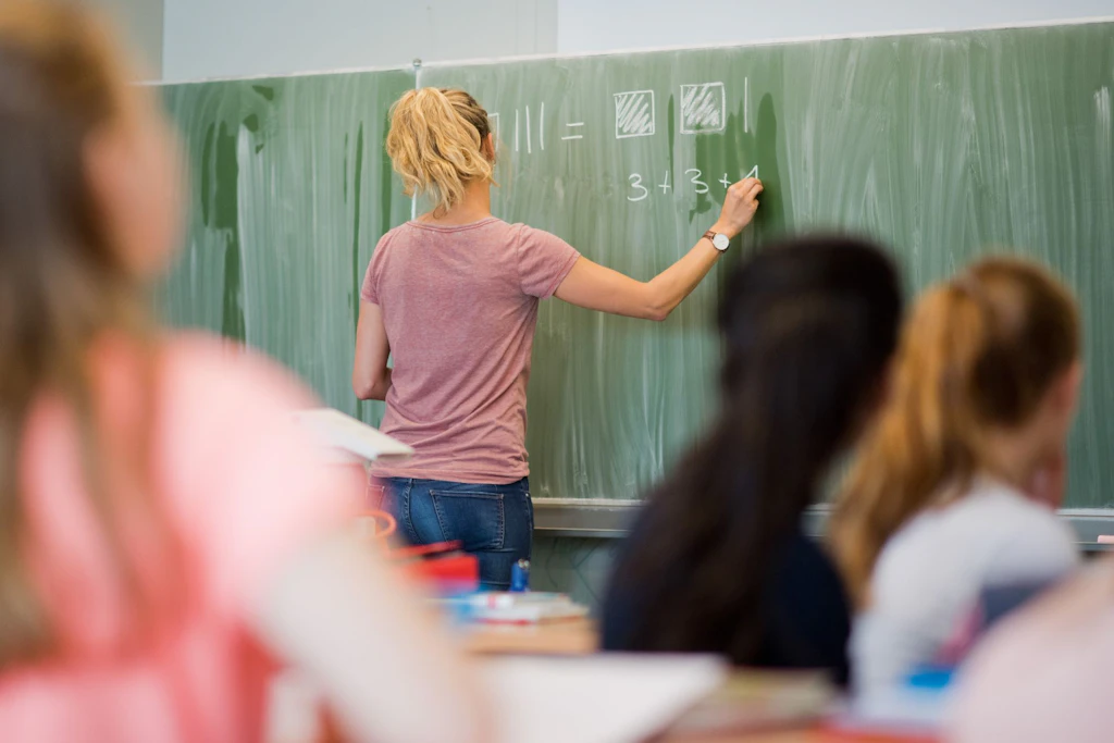 Bei vielen Kindern in Marzahn-Hellersdorf wird bereits vor der Einschulung Förderbedarf festgestellt. (Symbolbild)