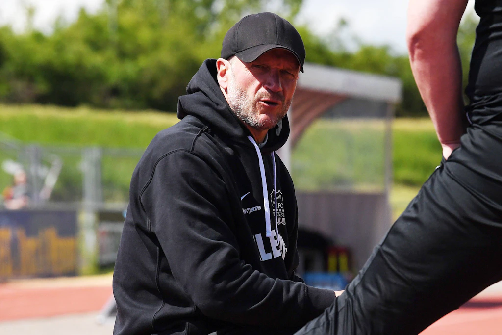 Das Oberliga-Team des FC Eilenburg, trainiert von Karsten Oswald, bleibt von der Abmeldung unberührt.