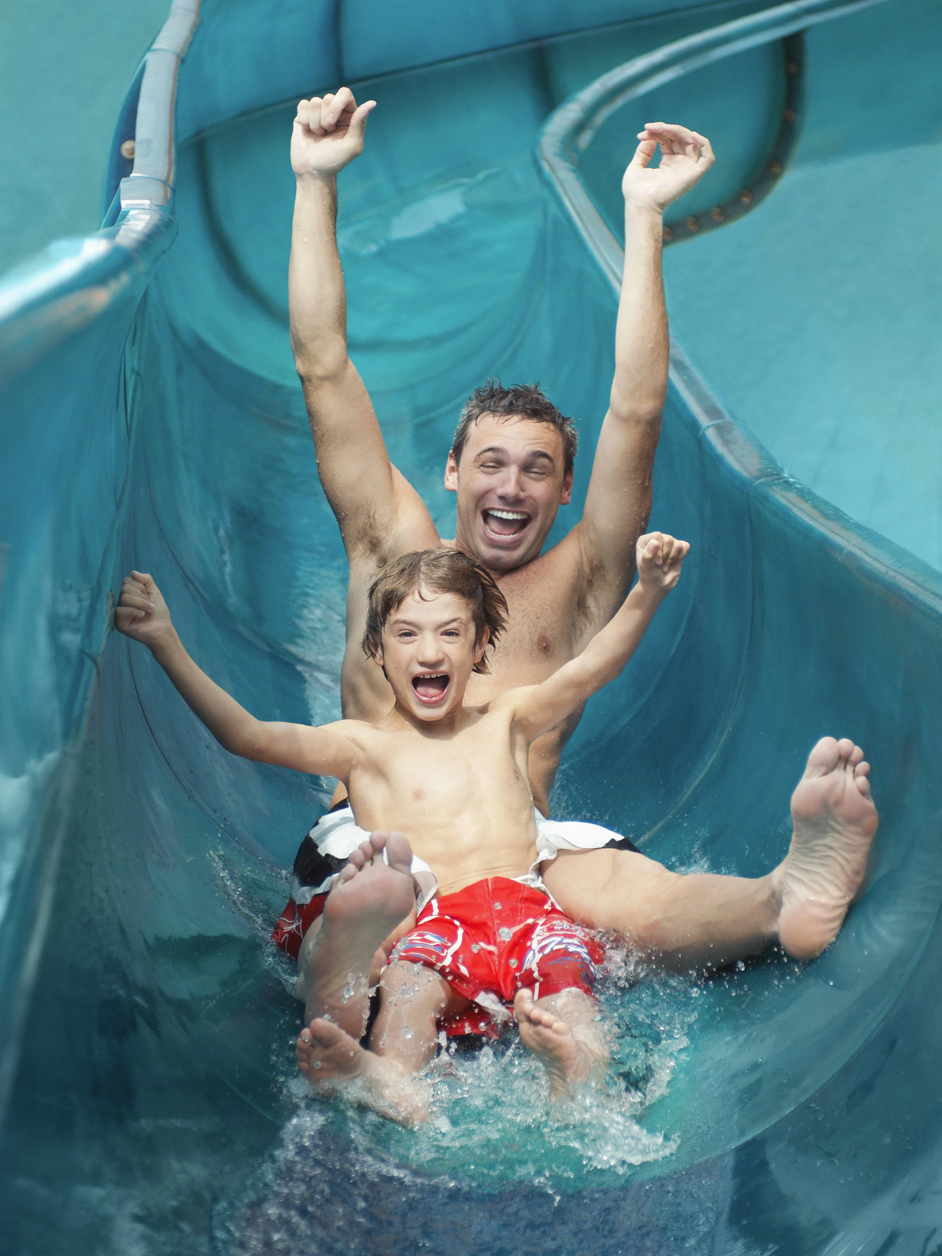 Wasserrutschen sind in Freibädern die beliebtesten Anziehungspunkte für Kinder und Erwachsene. Das Spaßbad Aqua Marien in Marienberg im Erzgebirge bekommt gleich fünf neue Rutschen.