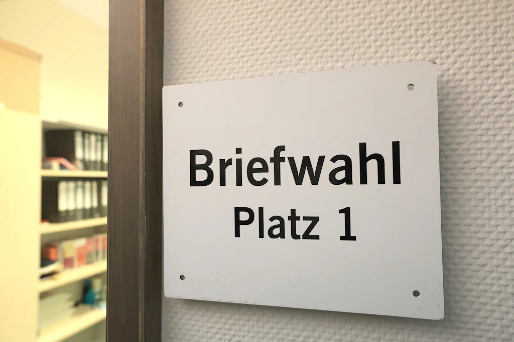 Briefwahl in MV startet mit großen Ansturm, Argwohn und einer politischen Debatte