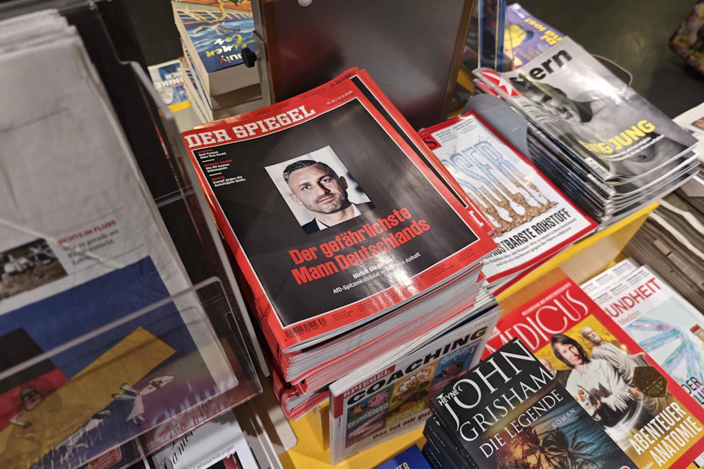 Das aktuelle Cover des Spiegel bezeichnet Ulrich Siegmund (AfD) als „gefährlichsten Mann Deutschlands“.