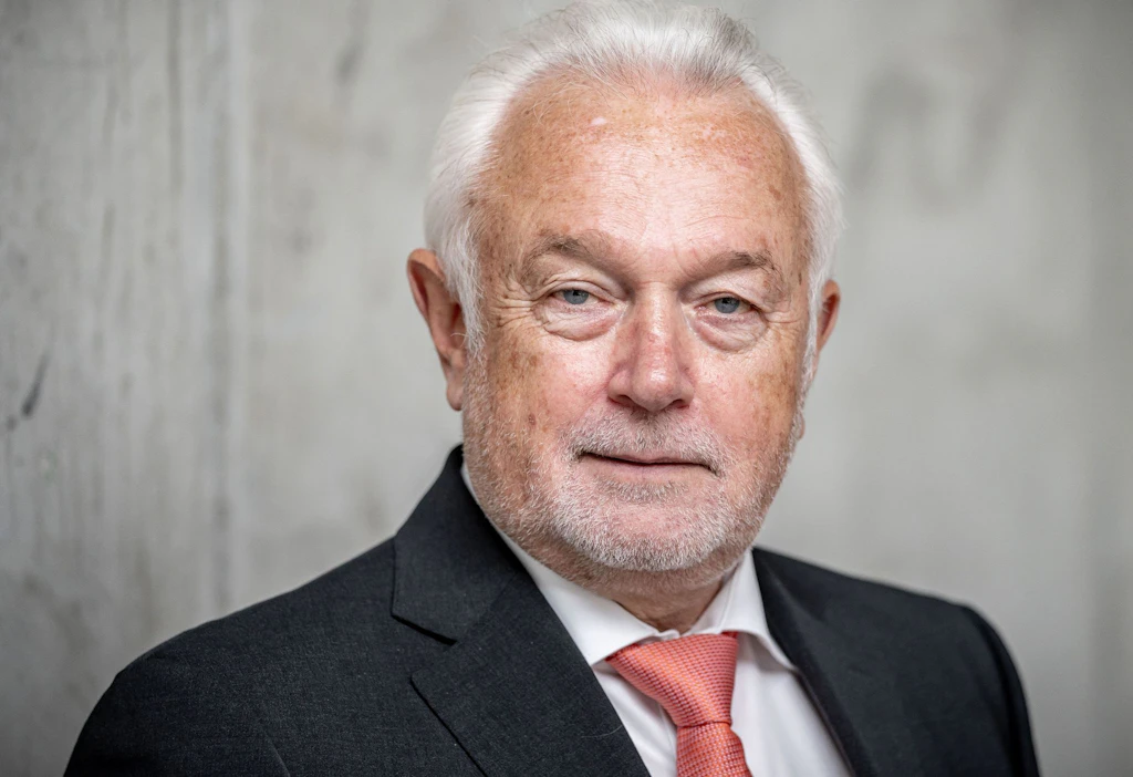 „Komplett idiotisch“: Kubicki rechnet mit Spiegel-Kolumne von Nikolaus Blome ab