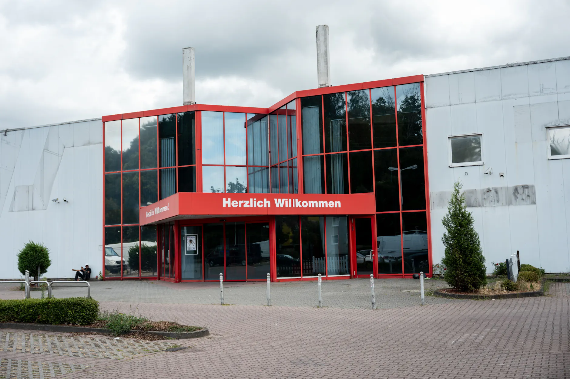 Hellweg betrieb zuletzt 68 Häuser. Einige wurden vorher schon dichtgemacht, wie hier in Essen.