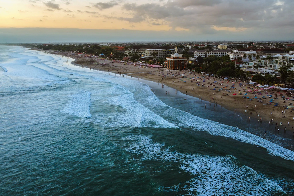 Der Strand von Legian auf Bali