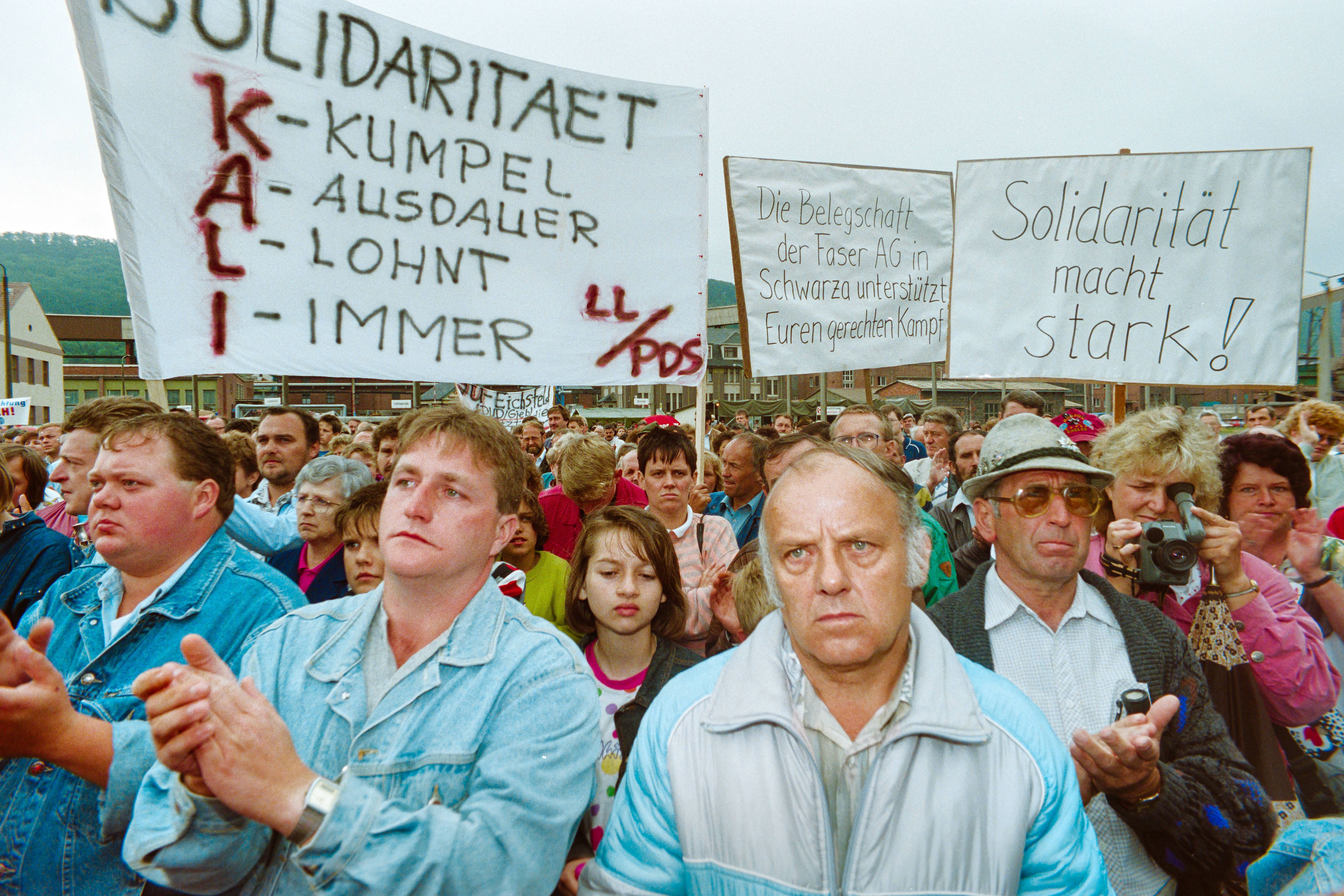 Wie der Osten für die Wende zahlte: Die Währung war Humankapital
