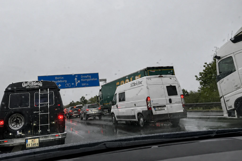 Auf der A9 hat sich am frühen Freitagabend Stau gebildet.