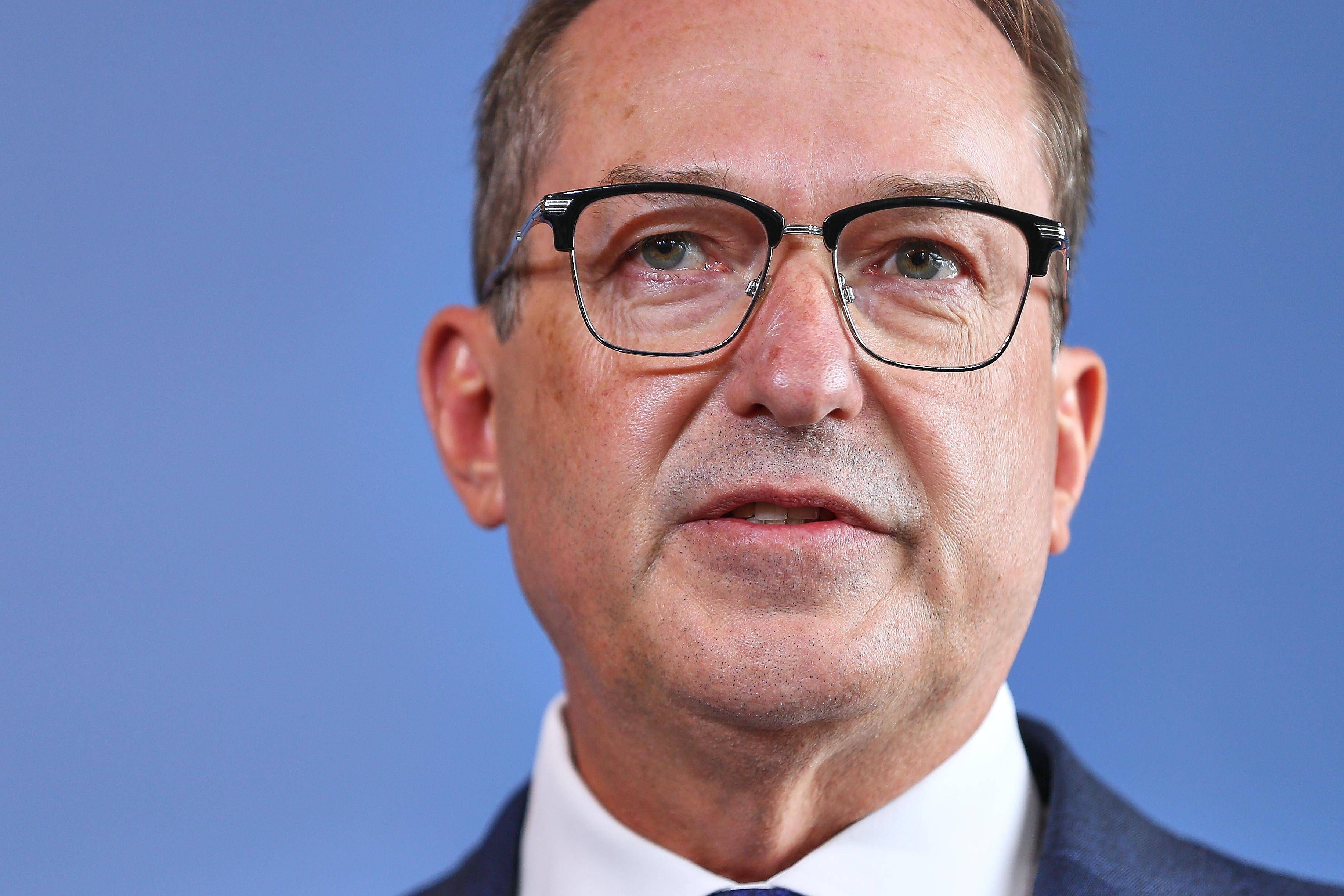 Vorwurf der Rechtsbeugung: Desiderius-Erasmus-Stiftung erstattet Strafanzeige gegen Dobrindt