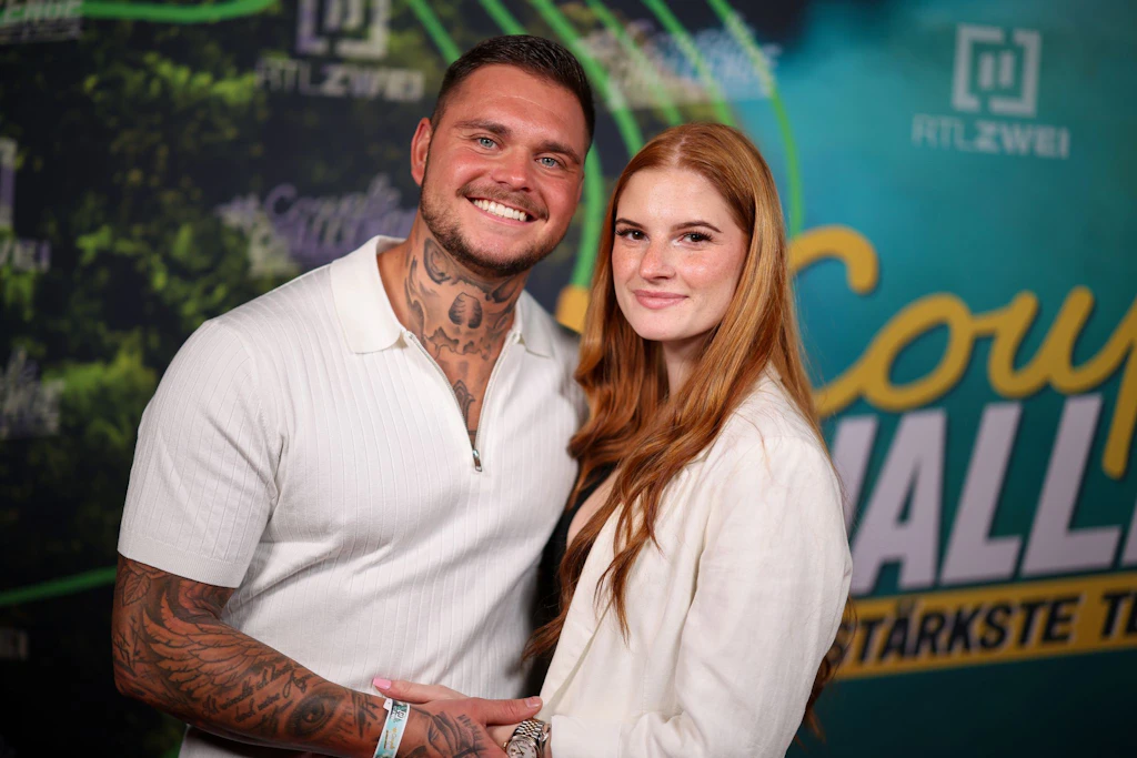Nico Legat und Laura sind gerade im „Sommerhaus der Stars“ zu sehen.