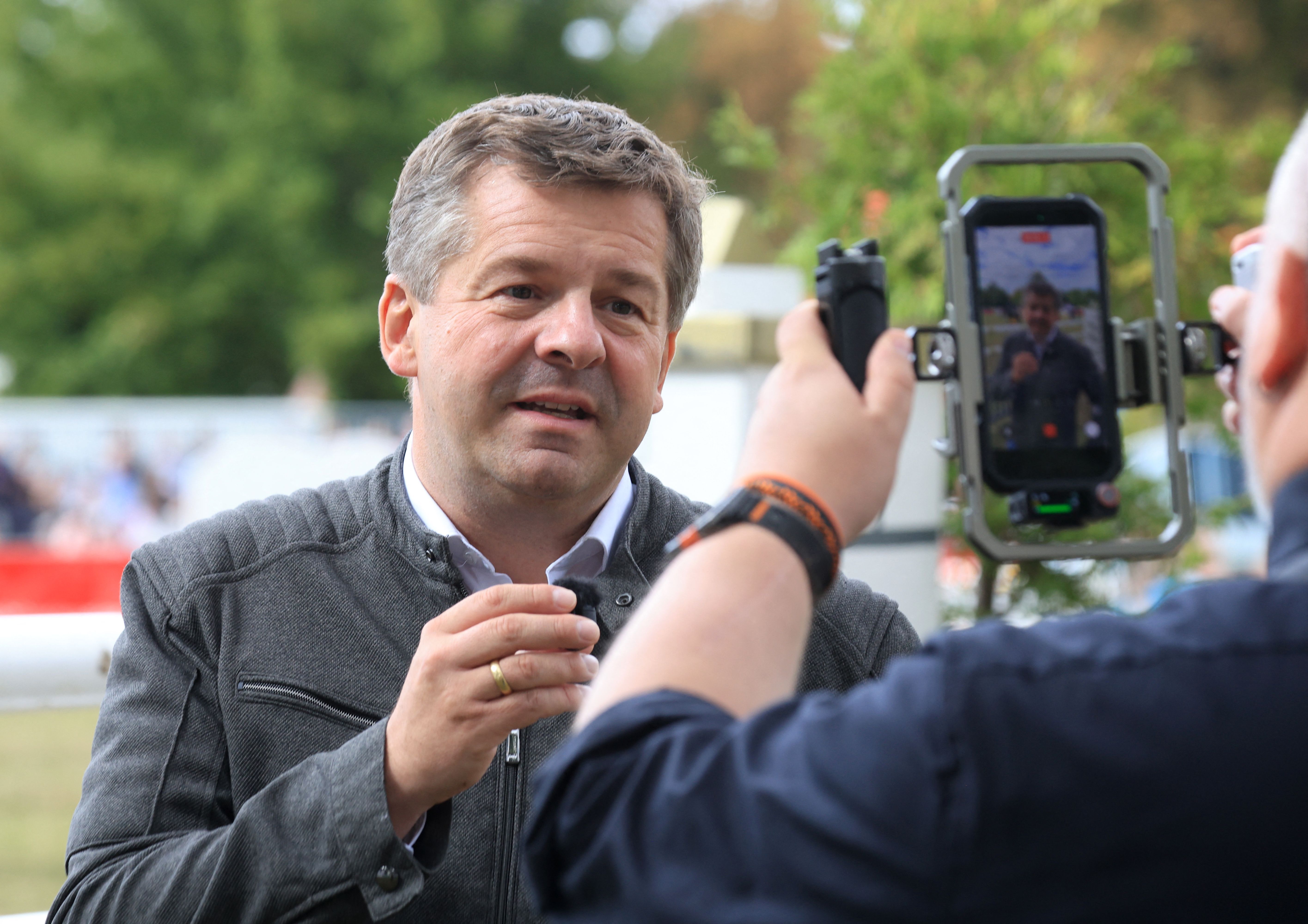 Erst Zusage, dann Rückzieher: Warum Schulze das Interview mit Jung platzen ließ