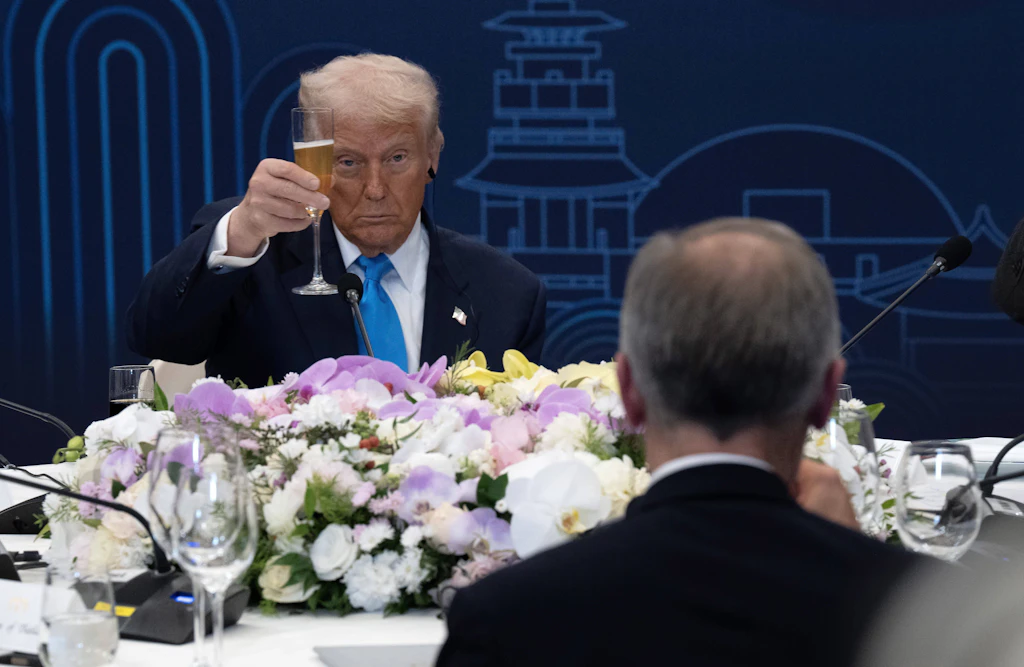 Kanada verhängt Gegenzölle - Trump schwingt 51.-Staat-Parole