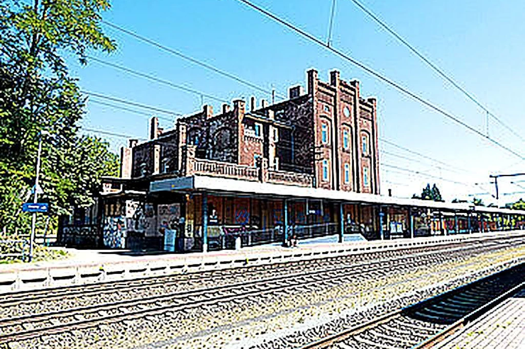 Das Bahnhofsgebäude in Genthin wurde zwischen 1843 und 1846 erbaut.