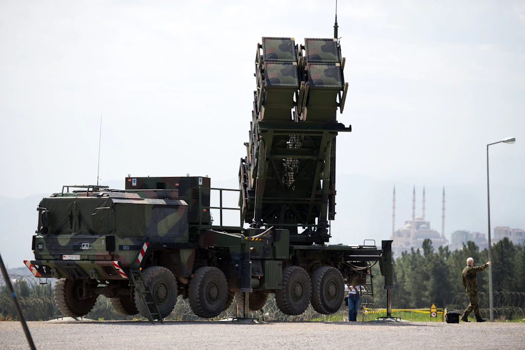 Selbst bei einzelnem Angriff: US-Bestände an Patriot-Raketen in Europa offenbar „mehr als kritisch“