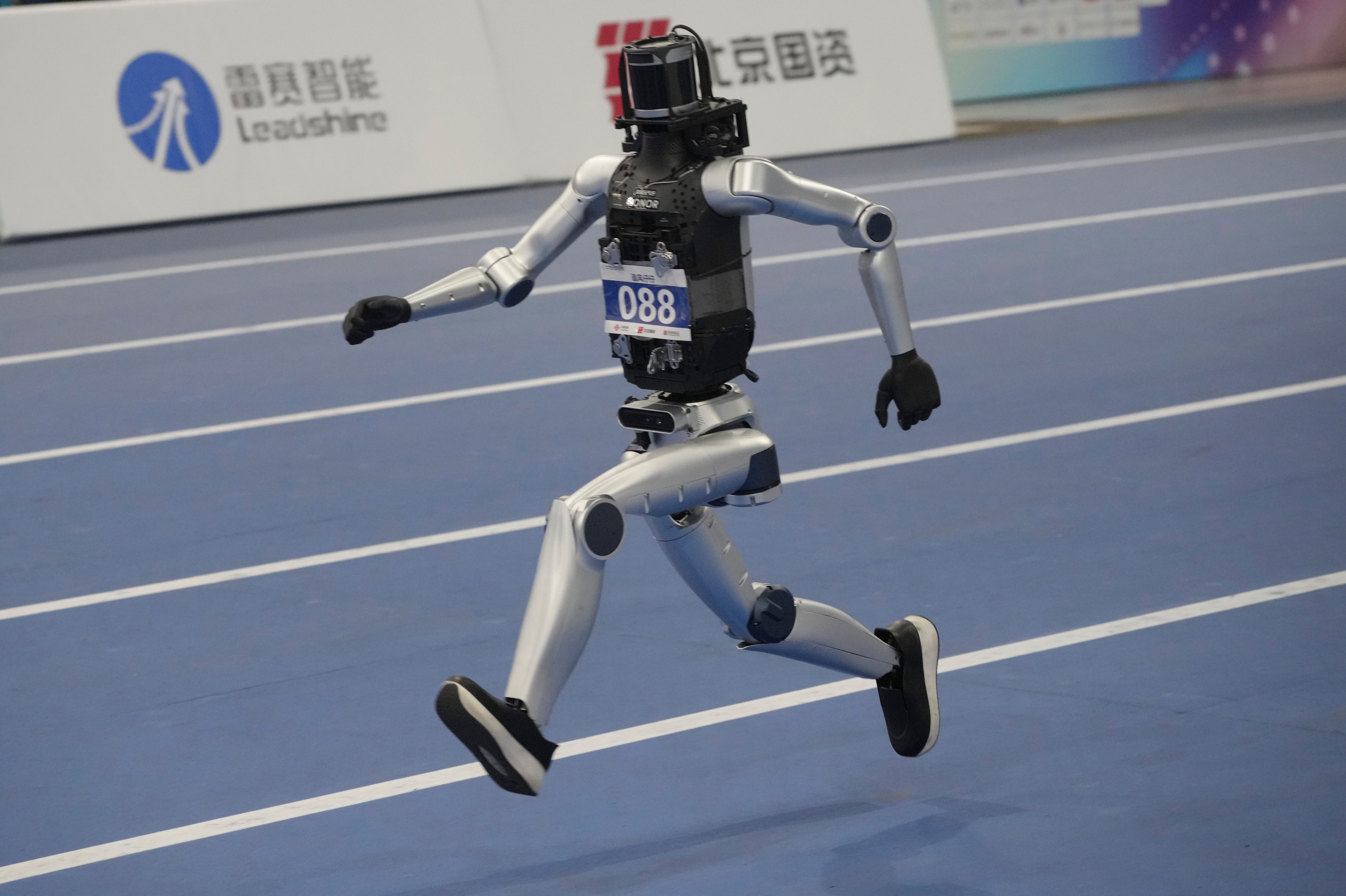 Roboter knackt Usain Bolts Weltrekord aus Berlin: 100 Meter in 9,39 Sekunden