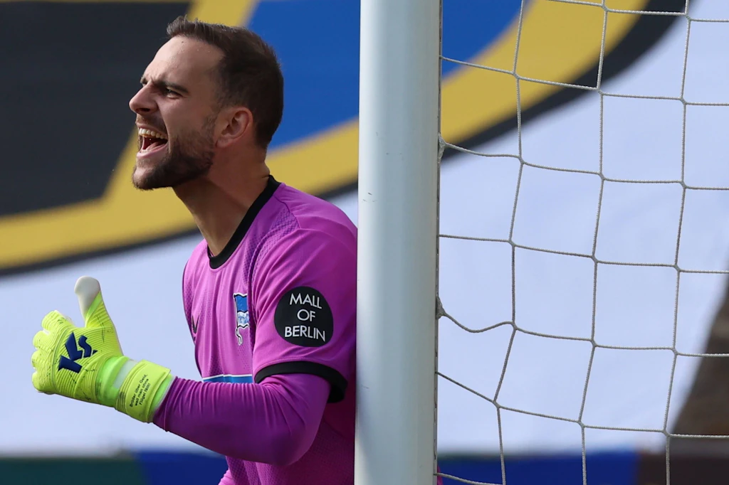 Zwei gehaltene Elfmeter: So wurde Gersbeck zum Pokal-Helden von Hertha