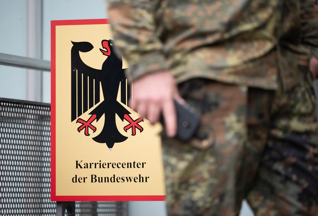 Verwirrung um Musterung: Bundeswehr verschickt Briefe bereits jetzt