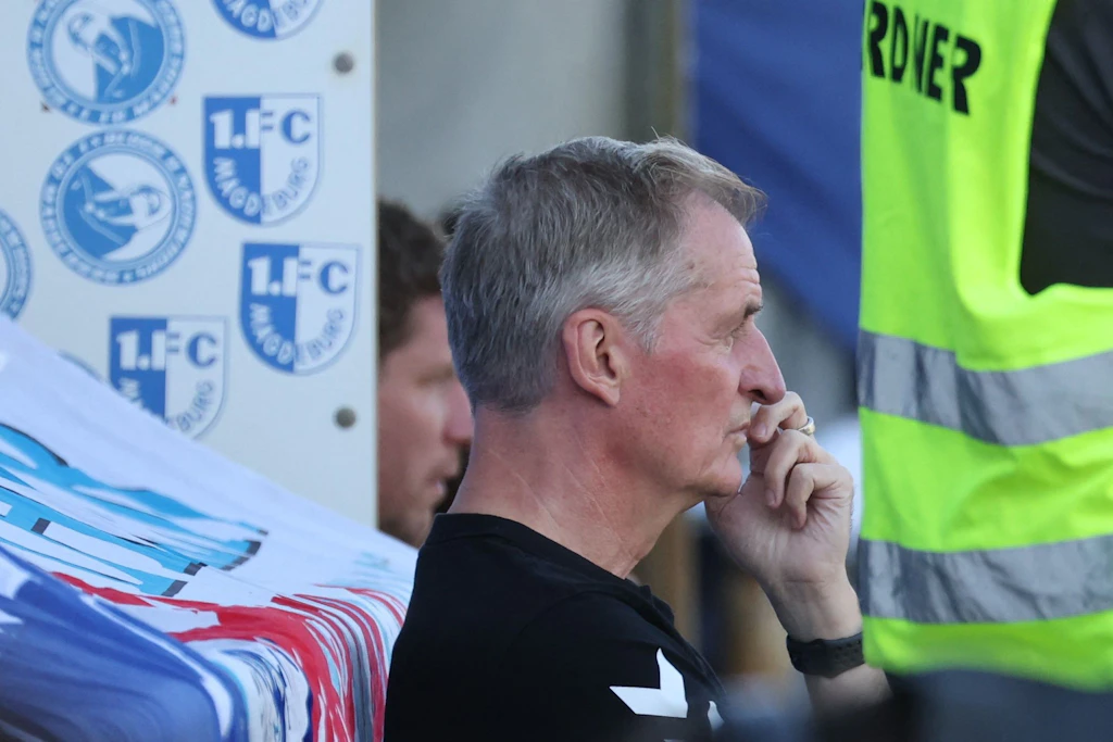 Auch der 1. FC Magdeburg und Trainer Petrik Sander schauen bei den TV-Geldern in die Röhre.