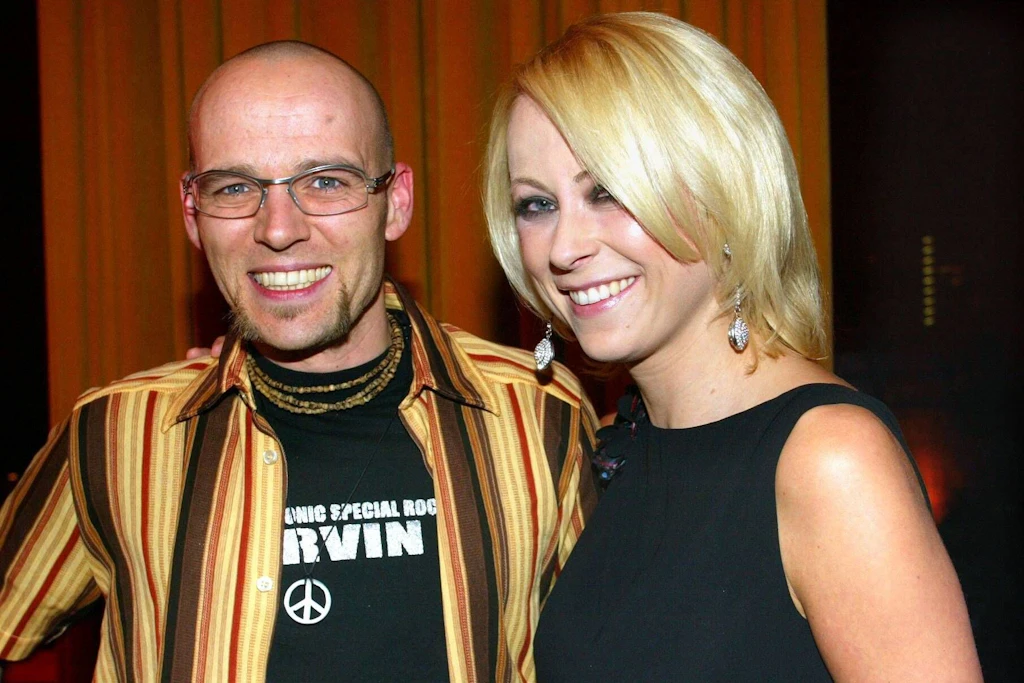 Im Jahr 2003 war Thomas D mit Jenny Elvers liiert.
