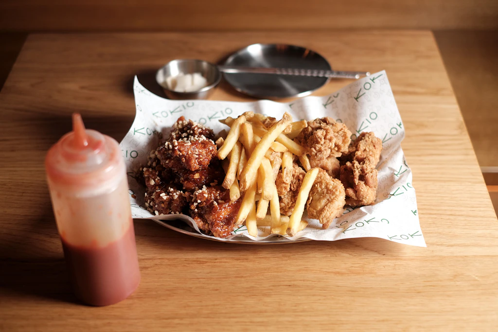 Herrlich als spätes Katerfrühstück: Boneless Fried Chicken im Kokio