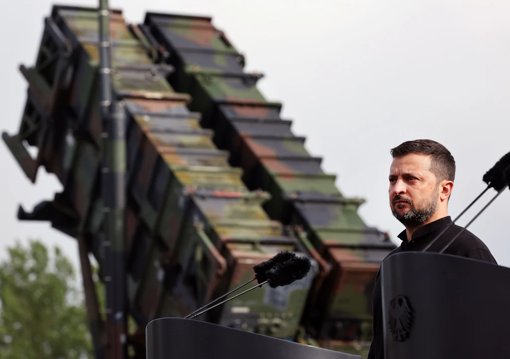 Bericht: EU-Länder drängen Spanien und Griechenland zu Lieferung von Patriot-Raketen an Ukraine