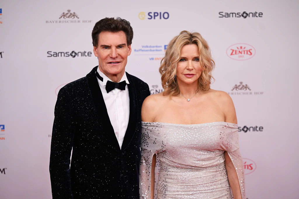 Sie waren eines der Traumpaare der deutschen Medienlandschaft, doch nun haben sich Veronica Ferres und Carsten Maschmeyer getrennt.