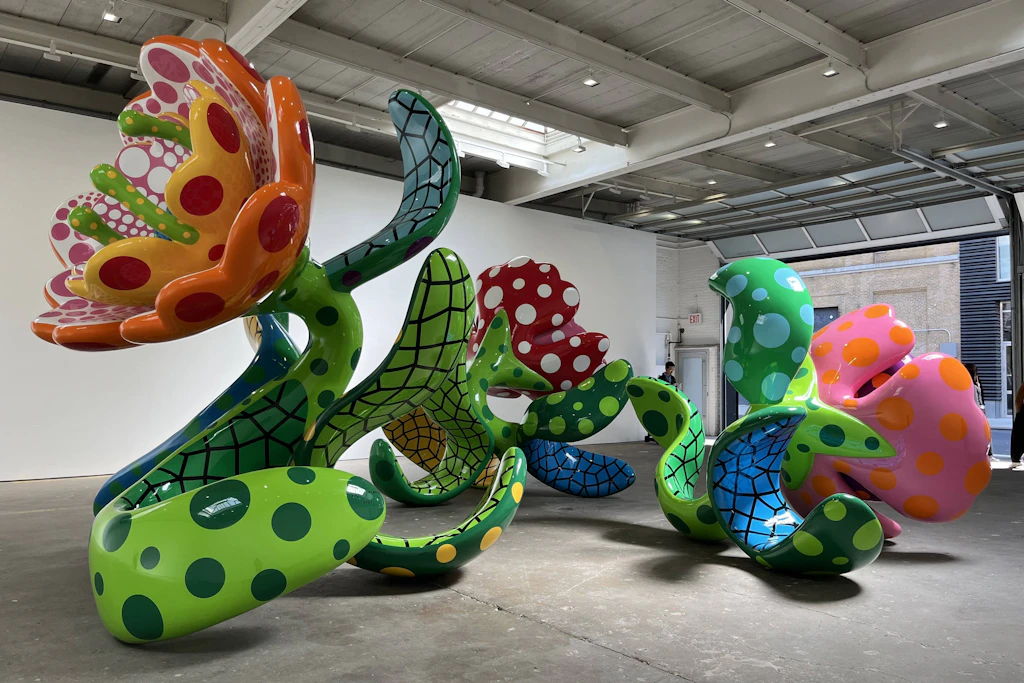 Arbeiten von Yayoi Kusama waren 2023 in einer New Yorker Galerie zu sehen.