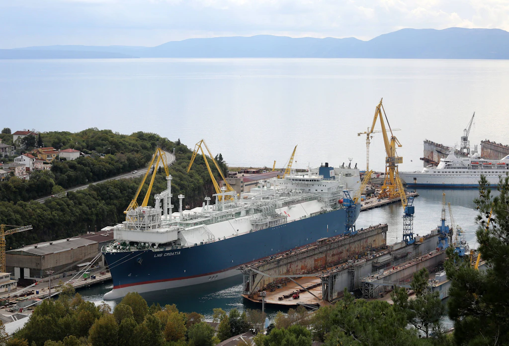 Russland-LNG für 1,9 Milliarden Euro transportiert: Tanker kehrt in EU-Werft zurück