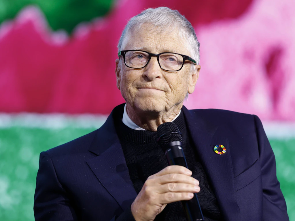 USA und China richten KI-Hotline ein – Bill Gates warnt vor „einer Milliarde Toten“