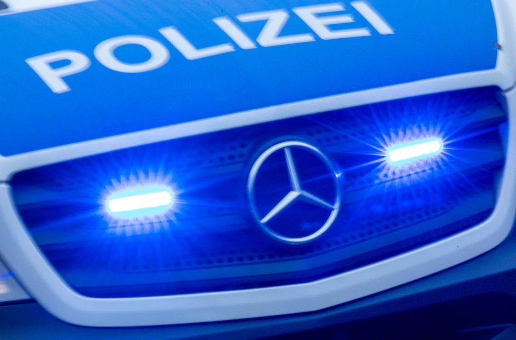 Festnahme nach versuchter Brandstiftung in Dresdner Ausländerbehörde – Mann bedroht Mitarbeiter