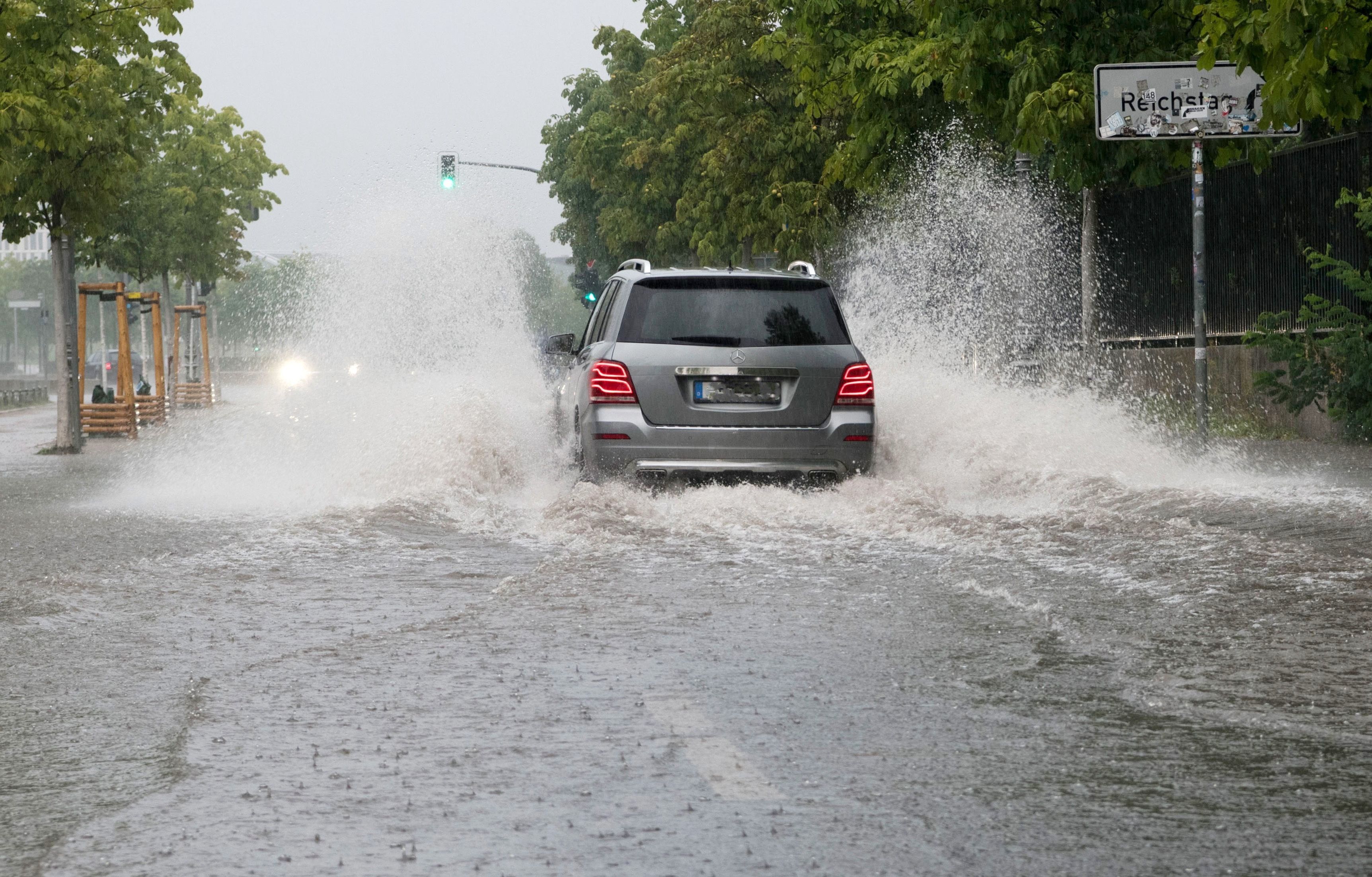 Unwetter-Alarm: Hier drohen bis in die Nacht Starkregen, Hagel und Sturm
