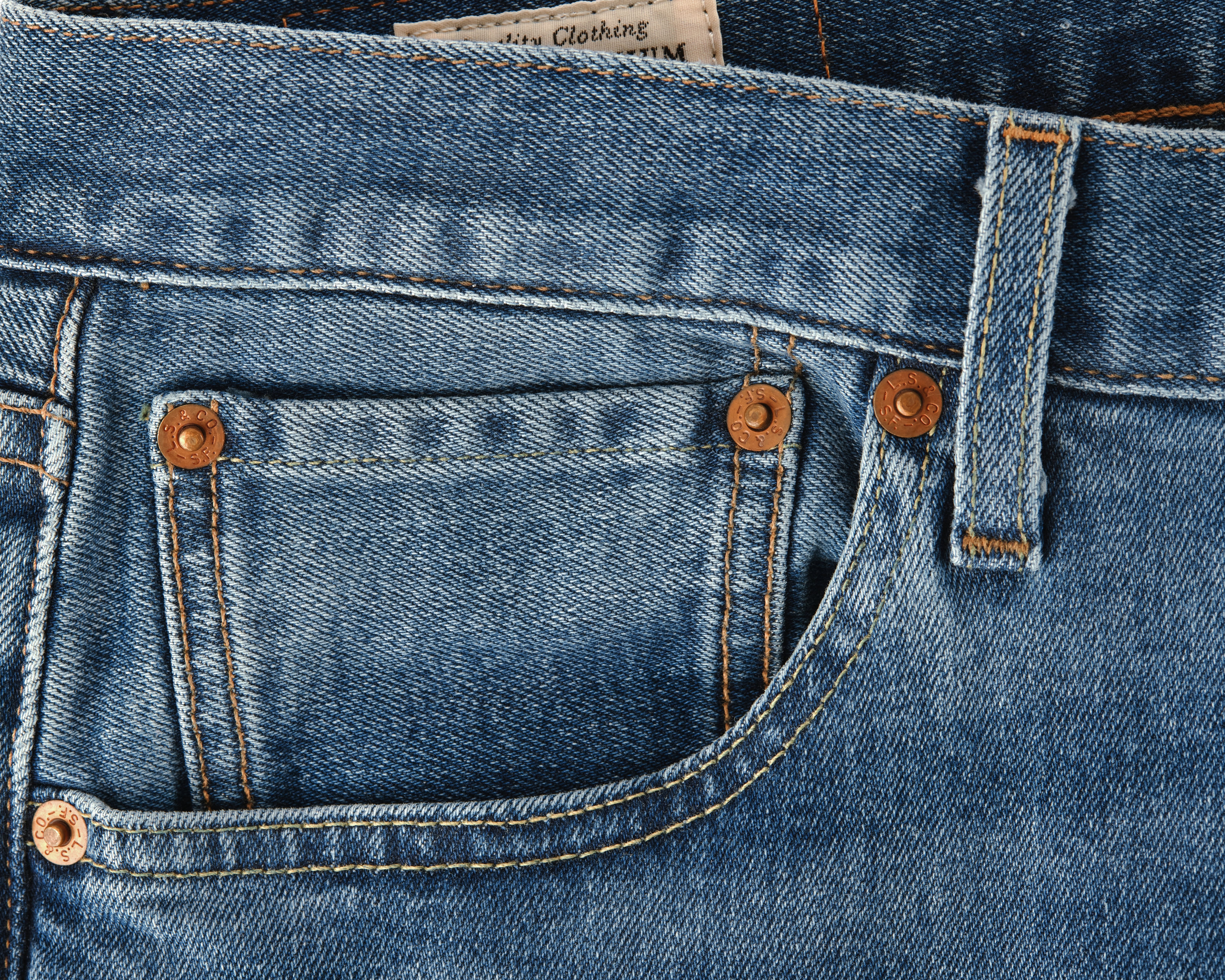 Kleine Tasche an der Jeans: Dafür ist sie wirklich da