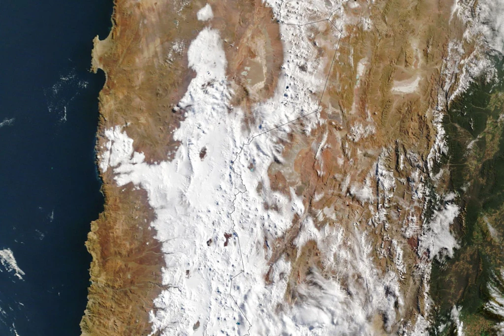 Schnee in der Atacama, der trockensten Wüste der Welt – dahinter steckt El Niño