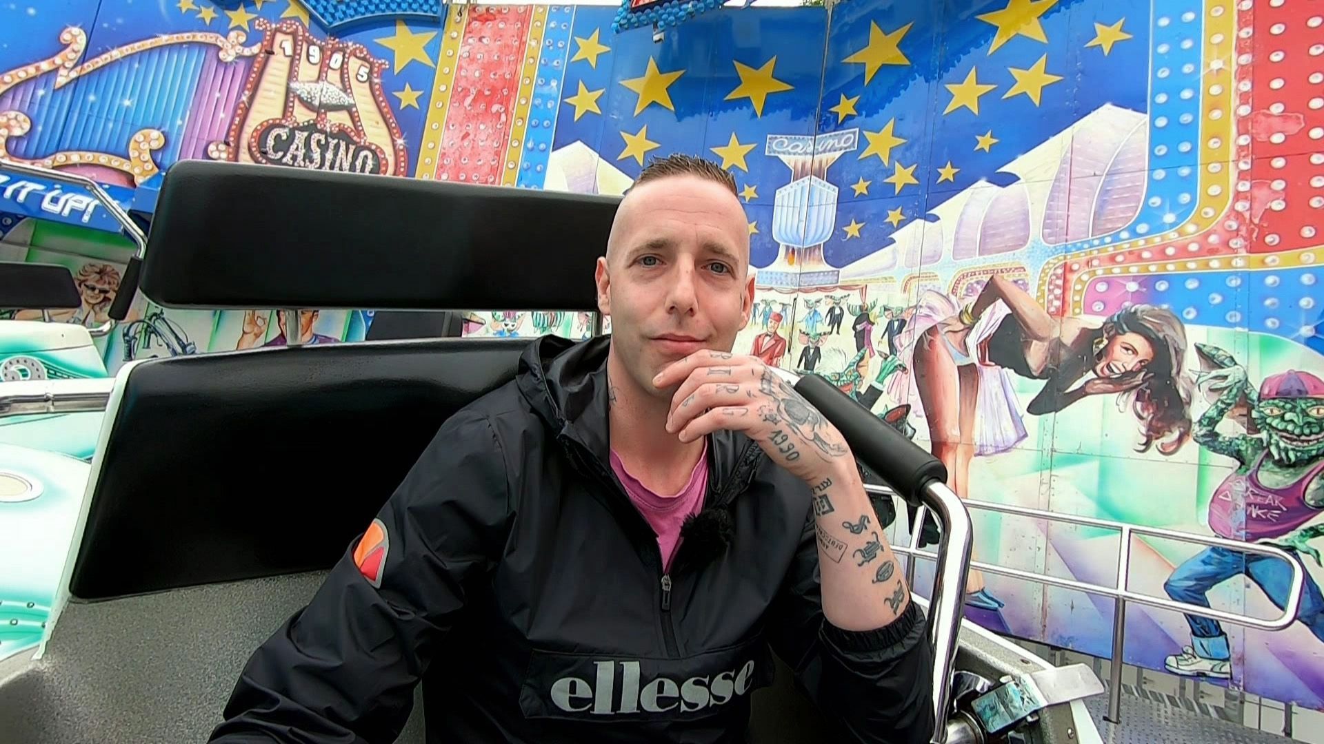 Arbeitsloser bekommt Tattoo auf Staatskosten – „Kühlschrank ist ja voll“