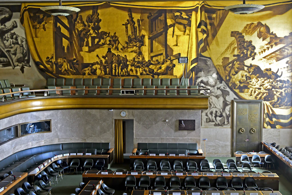 Wandmalerei im Ratssaal im Völkerbundpalast in Genf: Hier hielten Briand und Stresemann ihre umjubelten Reden.