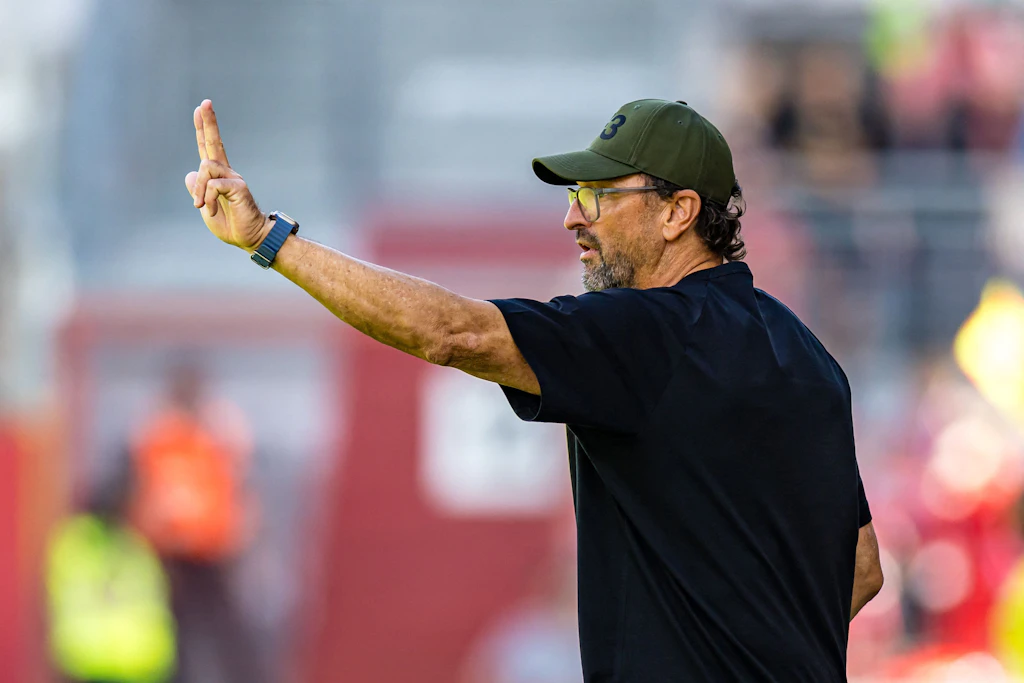 Trainer Claus-Dieter Wollitz sah die dritte Niederlage in Serie vom FC Energie Cottbus.